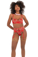 Ensemble lingerie rouge avec détails floraux brodés