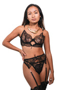     Ensemble lingerie sophistiqué au style épuré