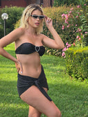     Maillot CAPRI MARINA PARIS noir avec silhouette sophistiquée et allure Riviera premium pensée pour sublimer chaque mouvement
