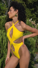 Maillot de bain femme SOLARIS jaune lumineux avec design structuré et ouvertures élégantes, esprit couture et sensualité assumée