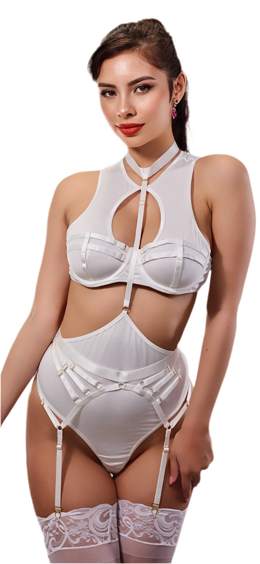 Body lingerie blanc Tamara au design structuré et élégant, sublimant la silhouette avec une esthétique couture moderne et raffinée